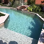 Villa Sorede Bed and breakfast