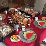 Villa Sorede Bed and breakfast 3*
