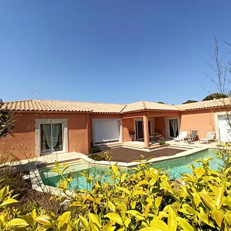 Villa Sorede Bed and breakfast